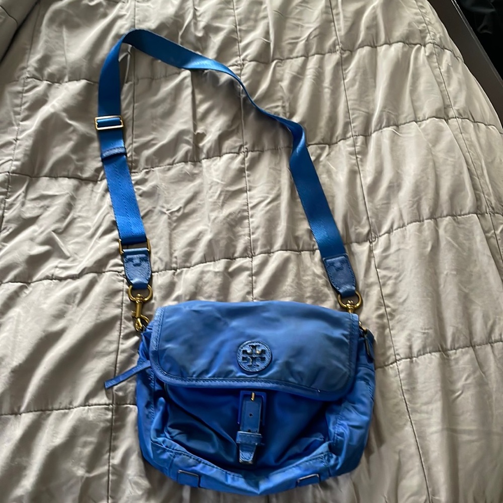 Tory Burch crossbody vinyl bag - worn but in great condition
